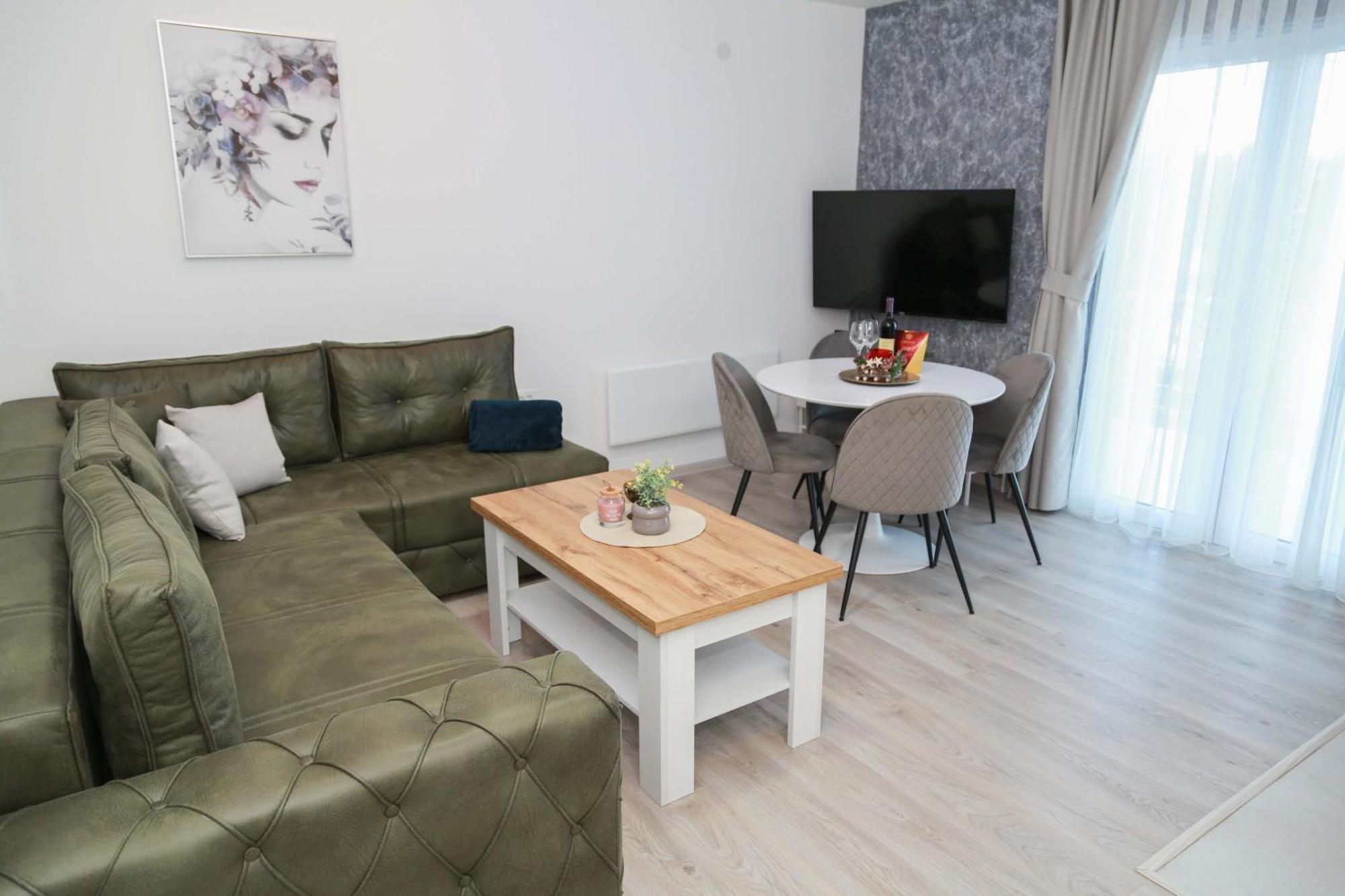 Hillside Apartments Zabljak  Bagian luar foto
