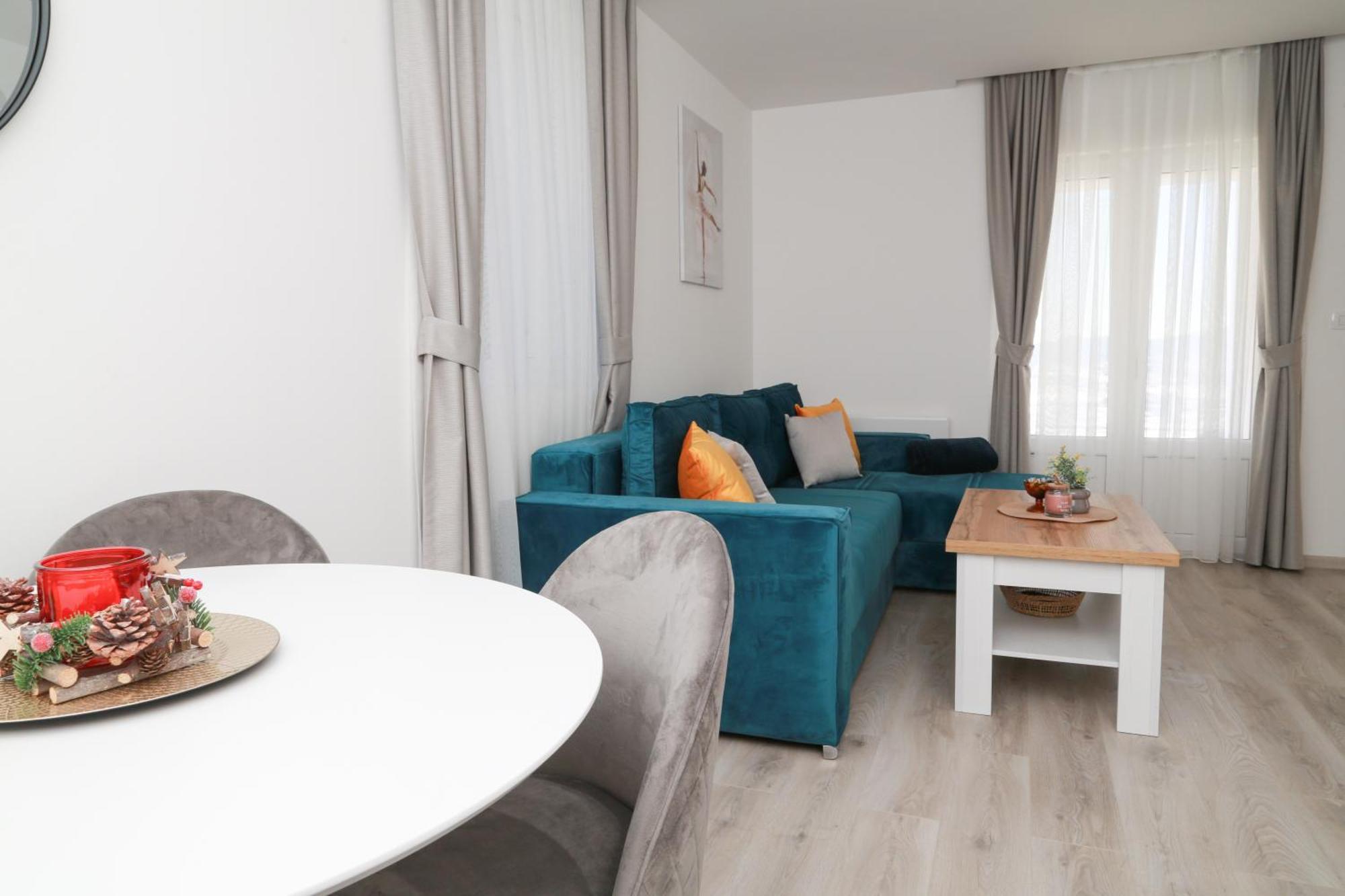 Hillside Apartments Zabljak  Bagian luar foto